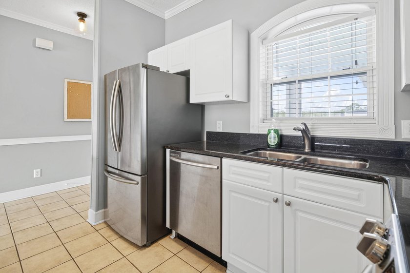 OPEN HOUSE!! June 13th from 1 - 3PM. Welcome home to this - photo 13