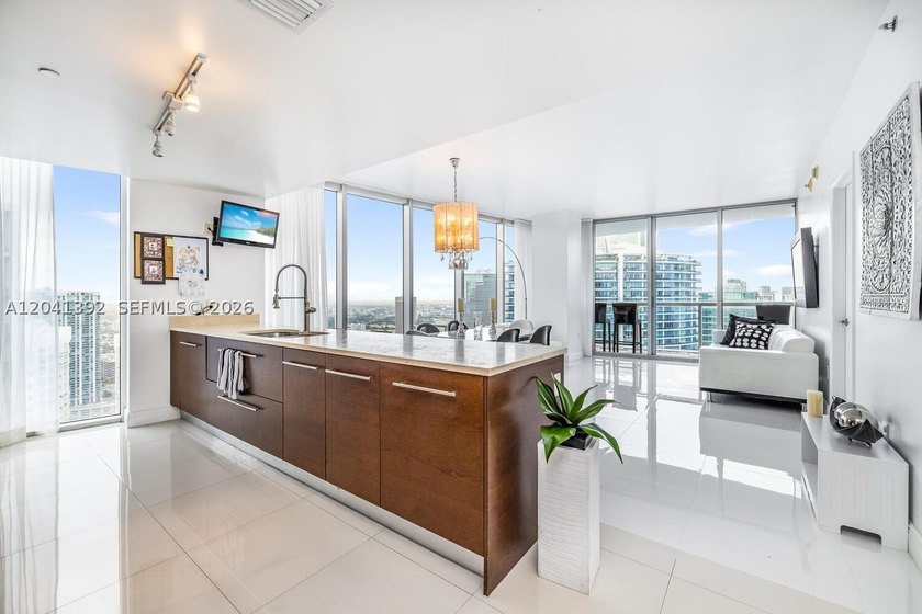Experience luxury living at Icon Brickell Tower I - Bright - photo 6