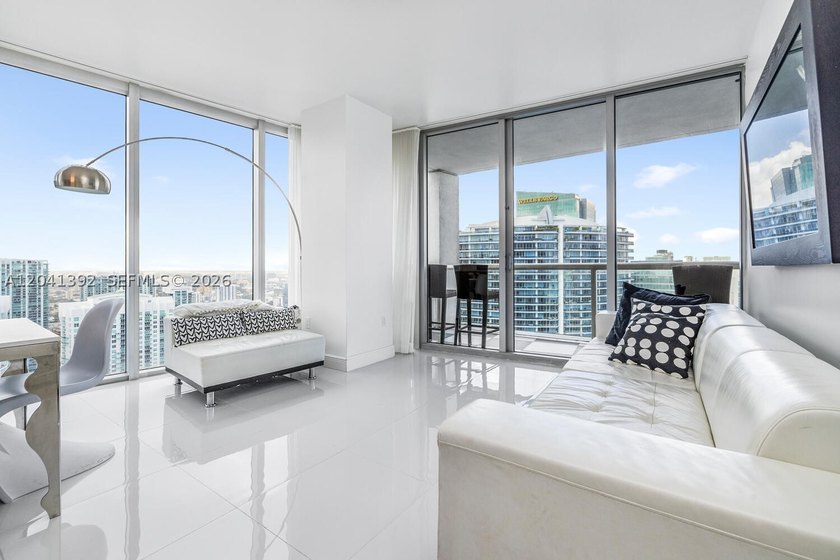 Experience luxury living at Icon Brickell Tower I - Bright - photo 10
