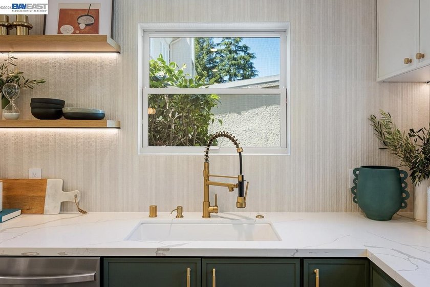 This beautifully reimagined Mediterranean-style residence - photo 15