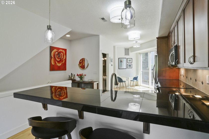 Nestled in the heart of beautiful Cathedral Park in the vibrant - photo 9
