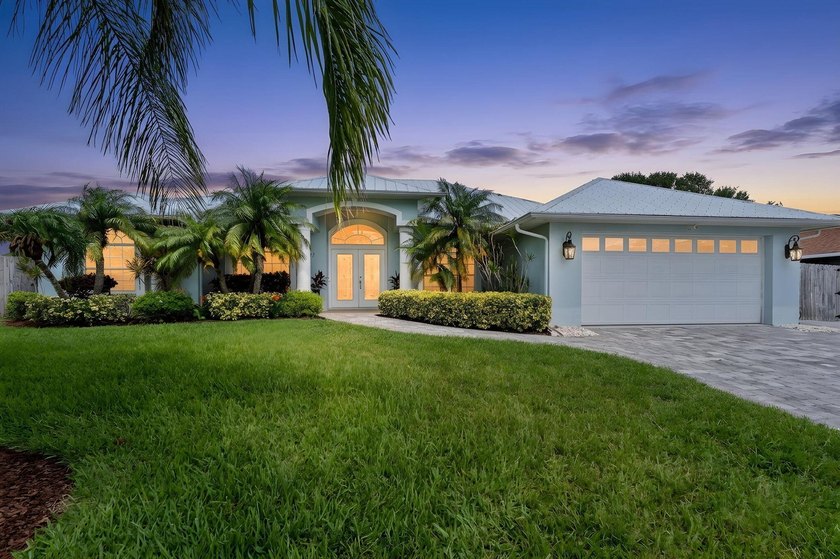 Premier waterfront opportunity in the highly sought-after Queens - photo 2