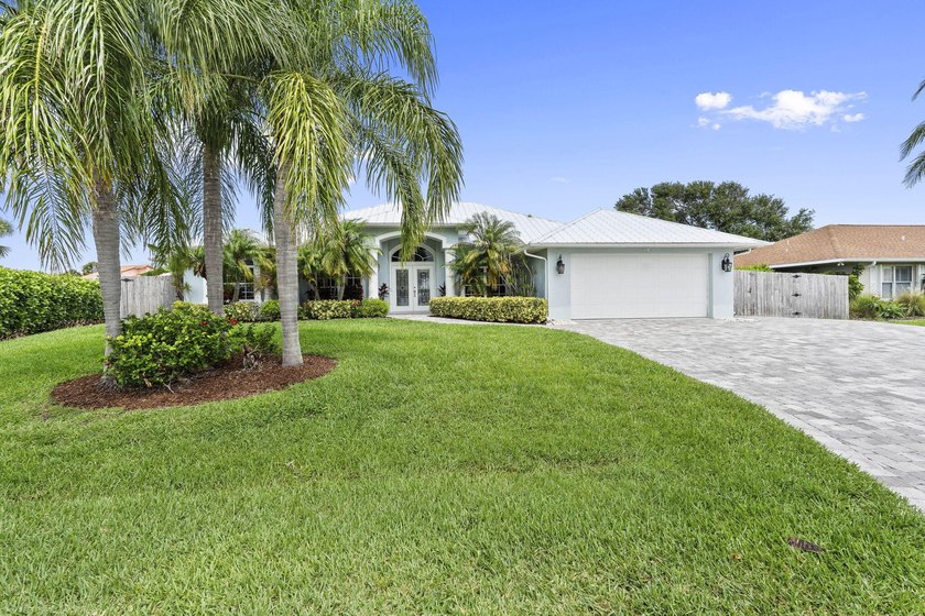 Premier waterfront opportunity in the highly sought-after Queens - photo 6
