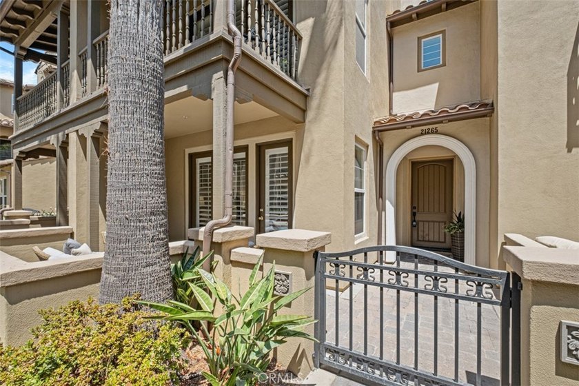 You CAN experience year-round coastal resort style living just - photo 2