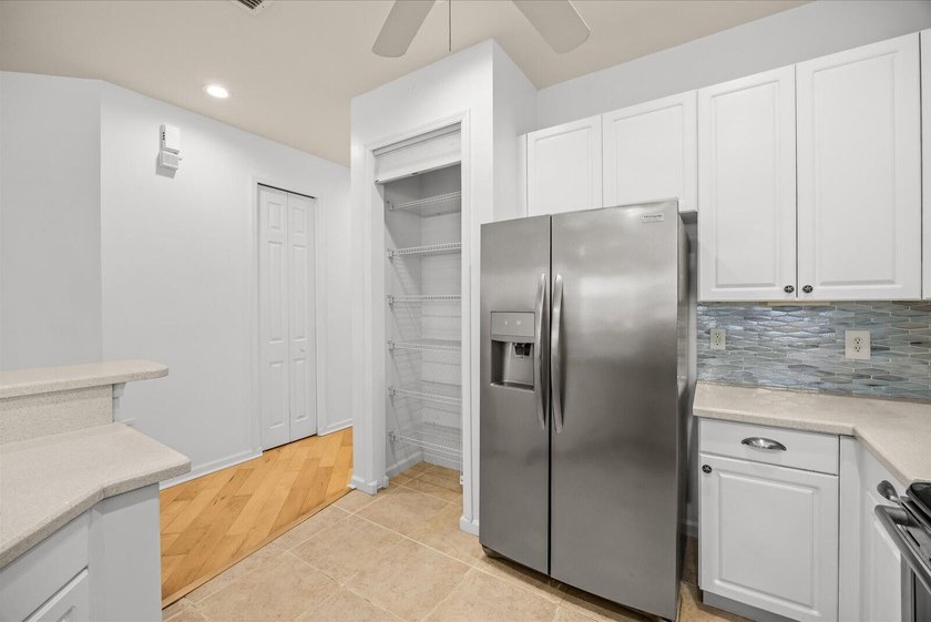 Beautifully updated 3BR/2BA home in the desirable Key - photo 9