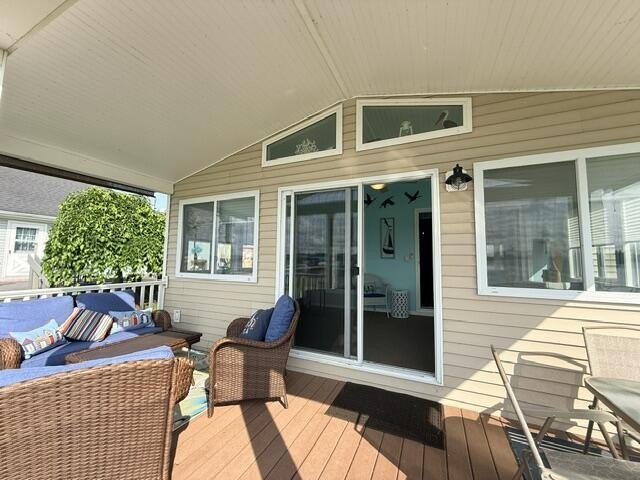 East Bay Waterfront Paradise: Step right out into your backyard - photo 4