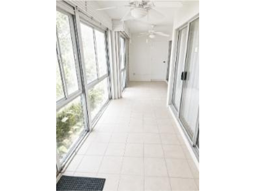 Welcome to this 2-bed/2-bath condo located in Poinciana Country - photo 9