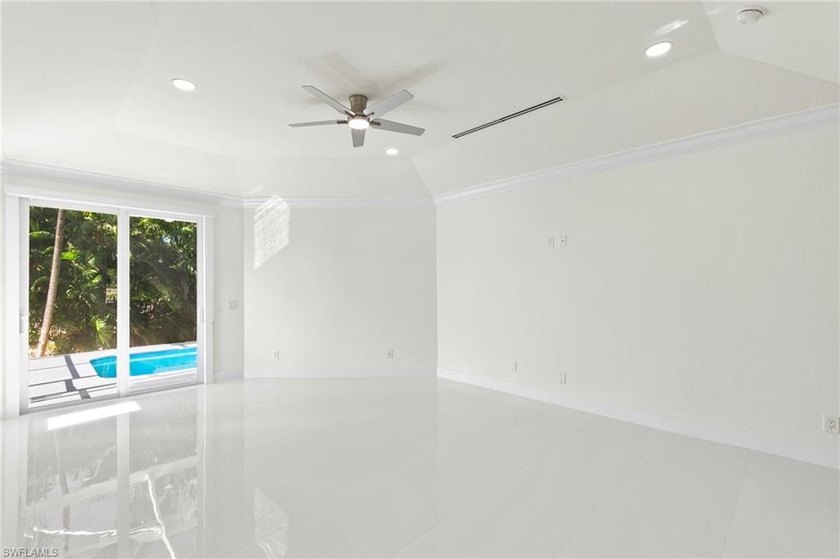 Exceptional investment opportunity in a phenomenal location near - photo 18