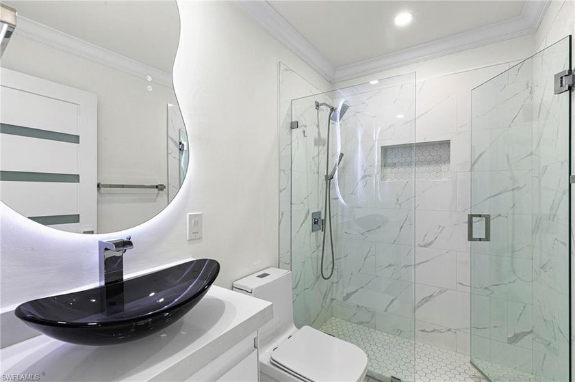 Exceptional investment opportunity in a phenomenal location near - photo 25