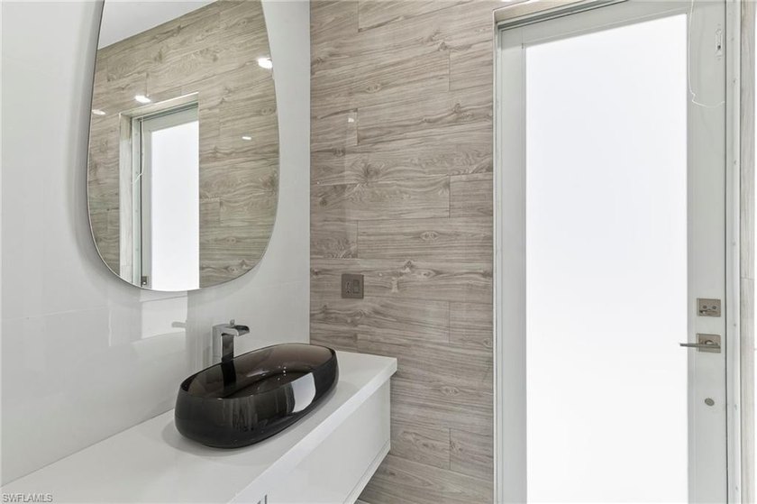 Exceptional investment opportunity in a phenomenal location near - photo 32