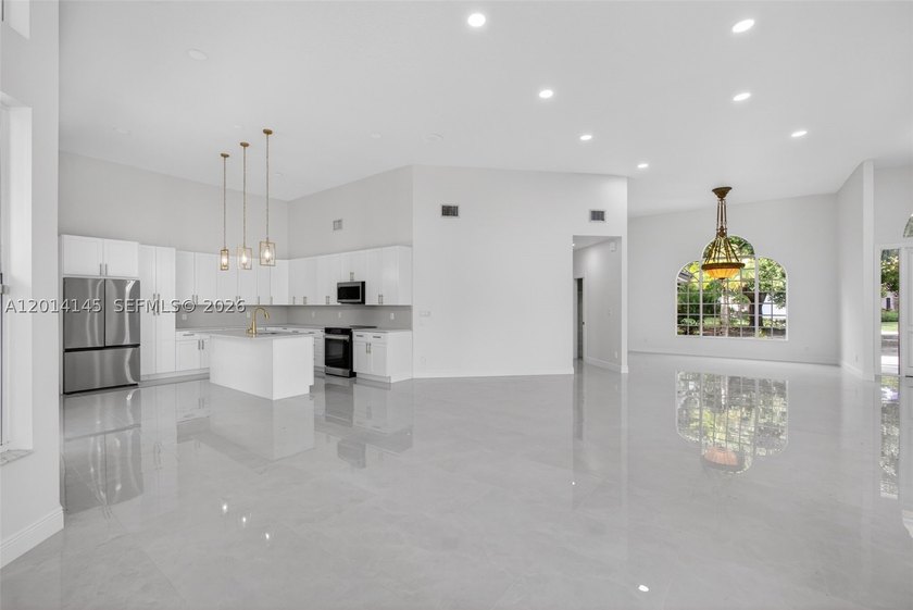 Beautifully remodeled home in the desirable Whispering Trails - photo 22