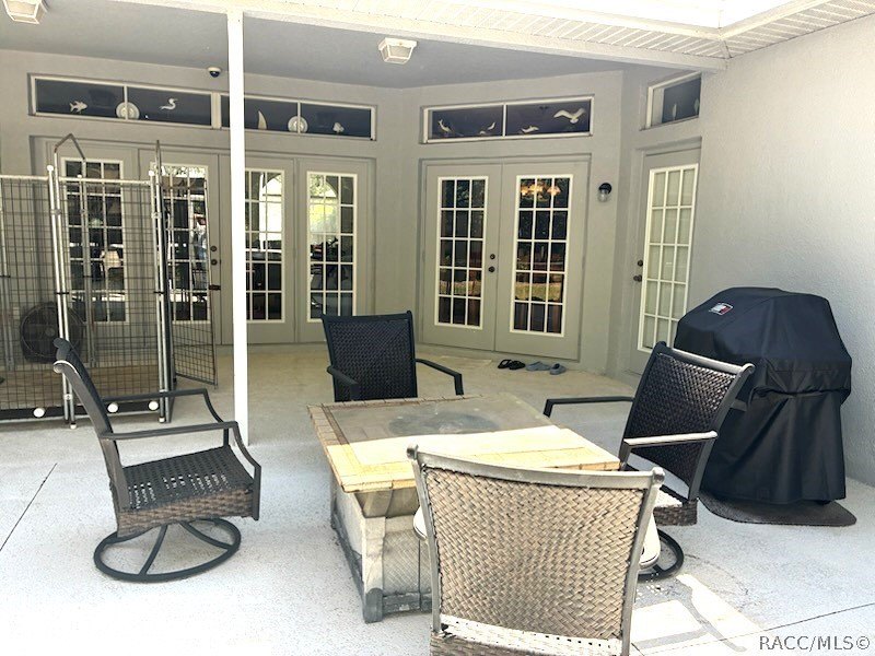 Welcome to this beautifully maintained 3-bedroom, 2-bathroom - photo 37