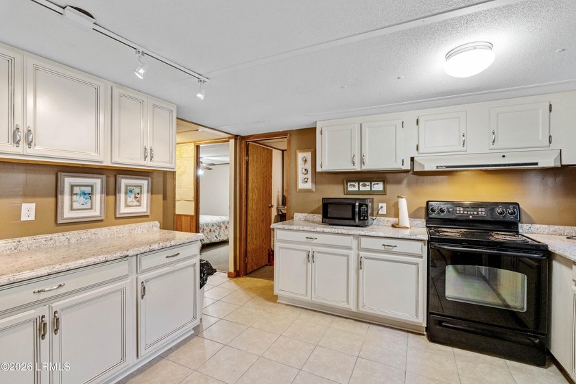 Less than one minute from the boat landing!! Three bedroom, two - photo 12