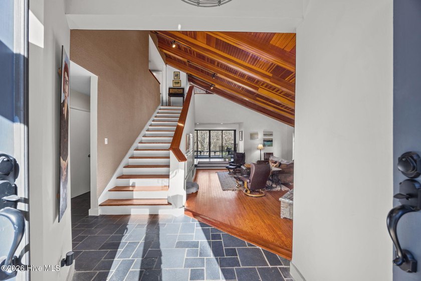 Escape to your own private retreat in the heart of Washington - photo 12