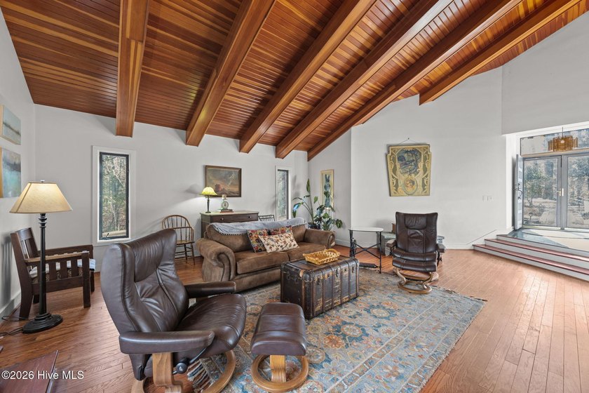 Escape to your own private retreat in the heart of Washington - photo 15