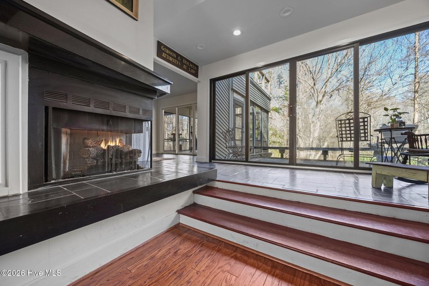 Escape to your own private retreat in the heart of Washington - photo 16