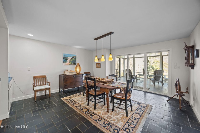 Escape to your own private retreat in the heart of Washington - photo 23