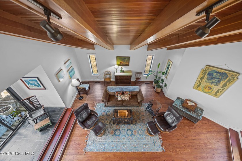 Escape to your own private retreat in the heart of Washington - photo 33