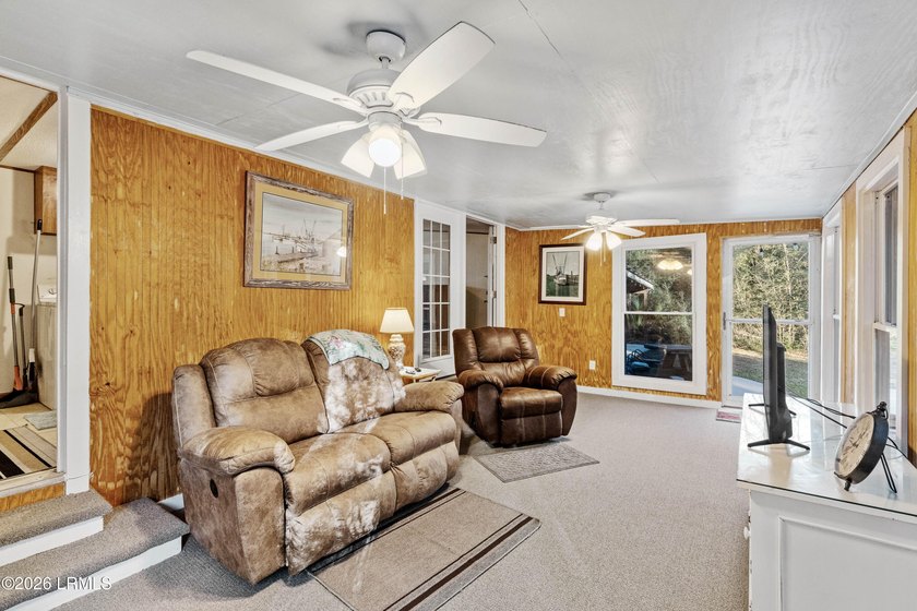Less than one minute from the boat landing!! Three bedroom, two - photo 34