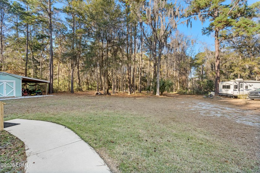 Less than one minute from the boat landing!! Three bedroom, two - photo 41