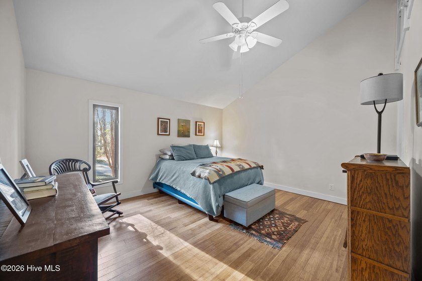 Escape to your own private retreat in the heart of Washington - photo 42