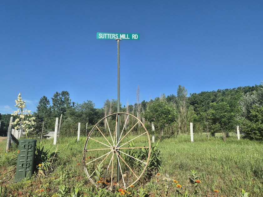 Calling all outdoor enthusiasts! 5 amazing acres for everyone - photo 2