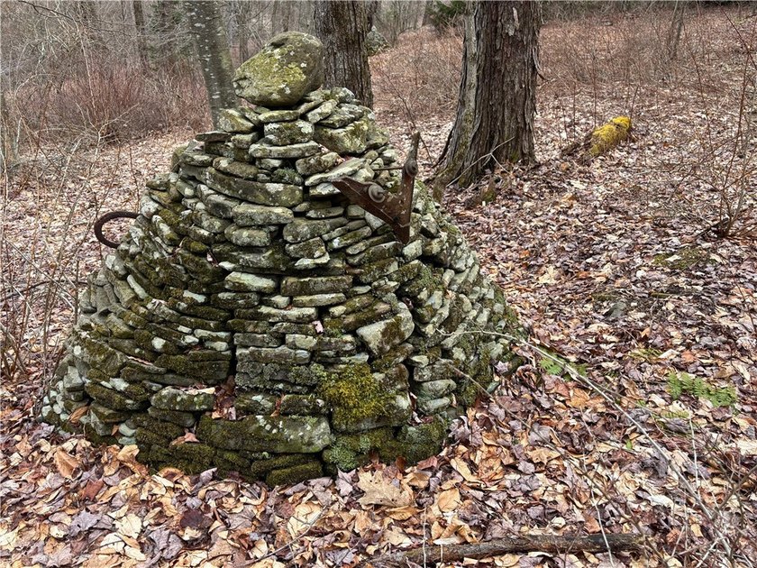 In the heart of the Catskills, this private mountain retreat - photo 24