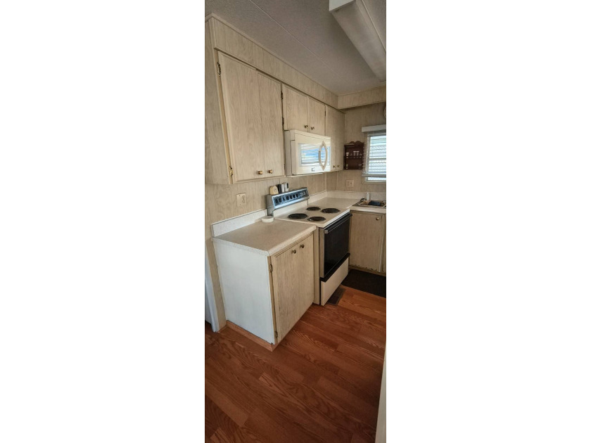 Immediate Occupancy available for this lovely 2bed 2 bath - photo 15