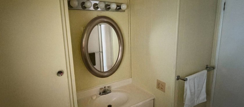 Immediate Occupancy available for this lovely 2bed 2 bath - photo 21