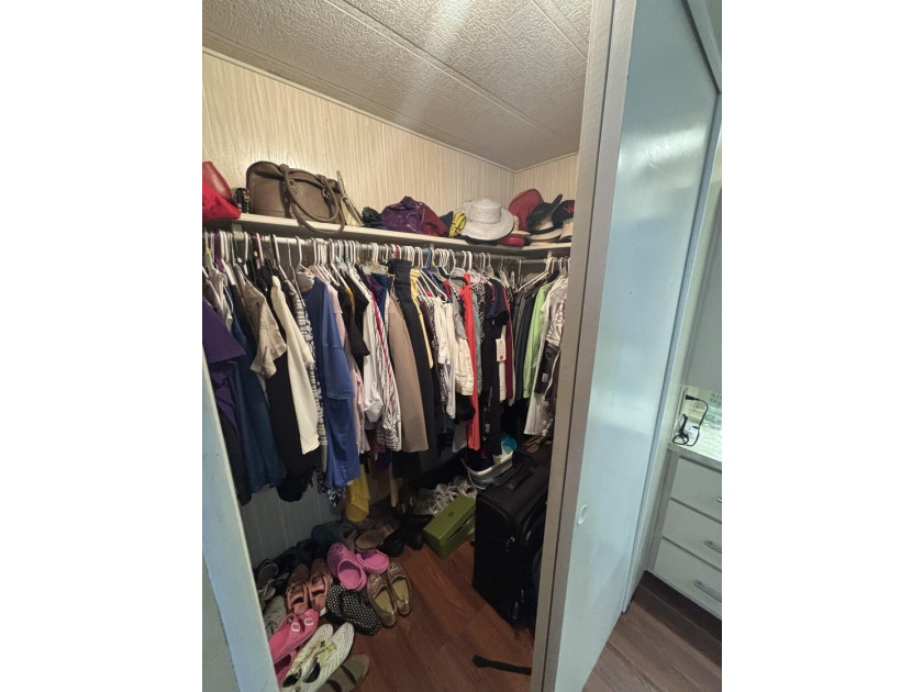 SPACIOUS HOME, VERY WELL MAINTAINED WITH 2 BEDROOMS, 2 BATHS AND - photo 34