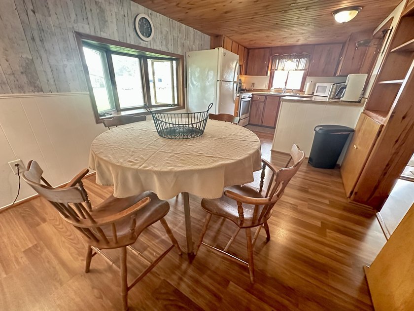 Note: Exterior color is taupe, but due to smoke &amp; haze from the - photo 10