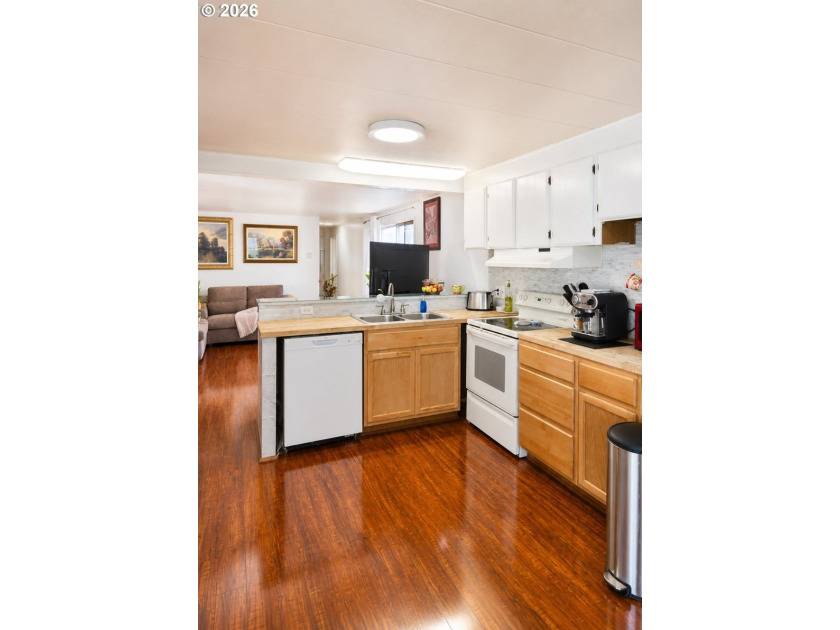 Welcome to this charming home, tucked into a peaceful community - photo 3