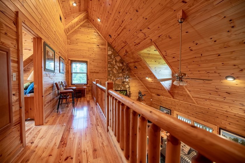 Nestled on the widest, most breathtaking expanse of Lake - photo 26