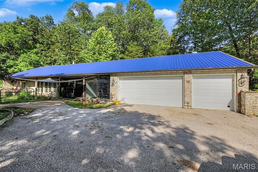 OPEN HOUSE SATURDAY JULY 23RD 5PM-7PM. WELCOME TO YOUR PRIVATE - photo 3