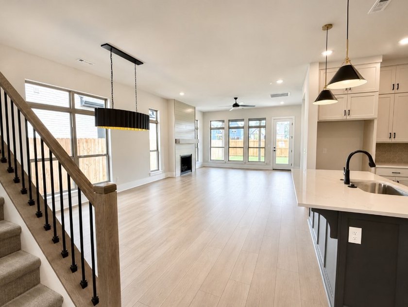 INCREDIBLE BUYER INCENTIVES ON ALL MOVE-IN READY AND TO-BE-BUILT - photo 4