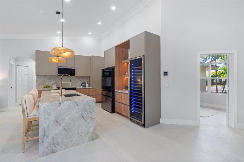 Located in the highly coveted subdivision of Boca Villas, this - photo 8