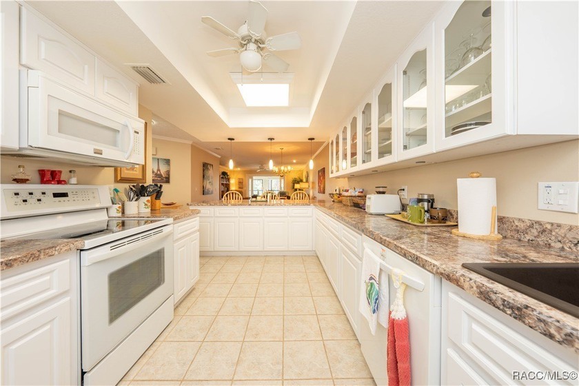 Price improvement **Welcome to Your Dream Condo!** Price - photo 5