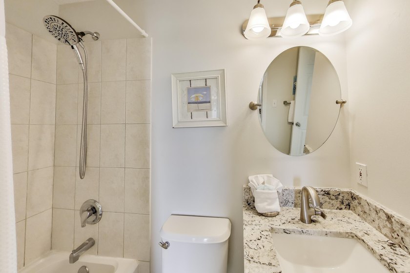 Enjoy your coastal dream in this stunning 2-bed, 2 bath condo at - photo 19