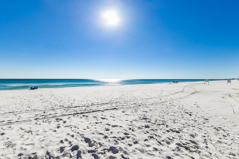 Enjoy your coastal dream in this stunning 2-bed, 2 bath condo at - photo 35