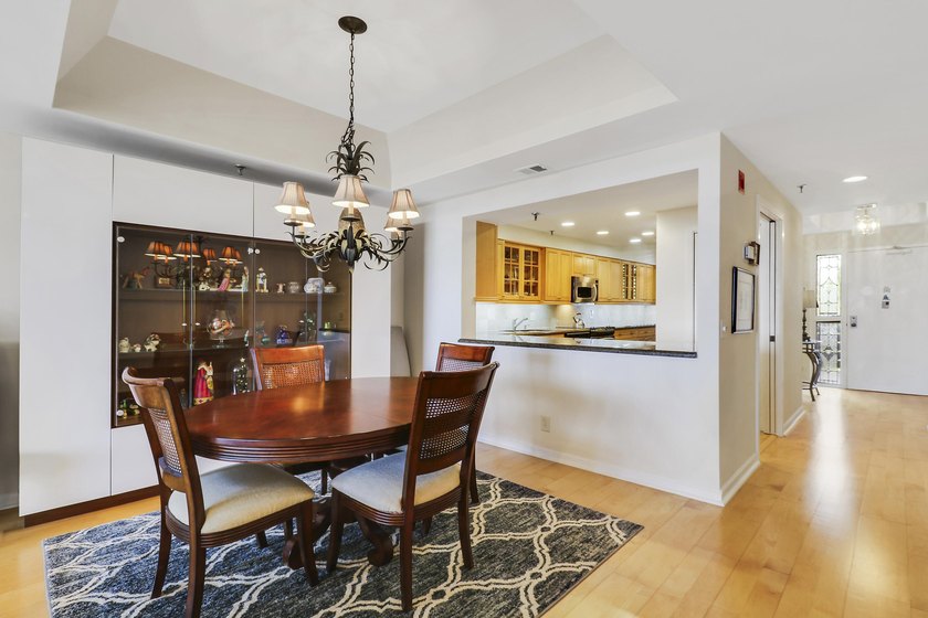INTRACOASTAL DELIGHT! Outstanding waterfront views from this 4th - photo 15