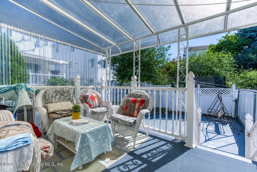 Welcome to 75 Gower Street, Staten Island! This well-maintained - photo 25
