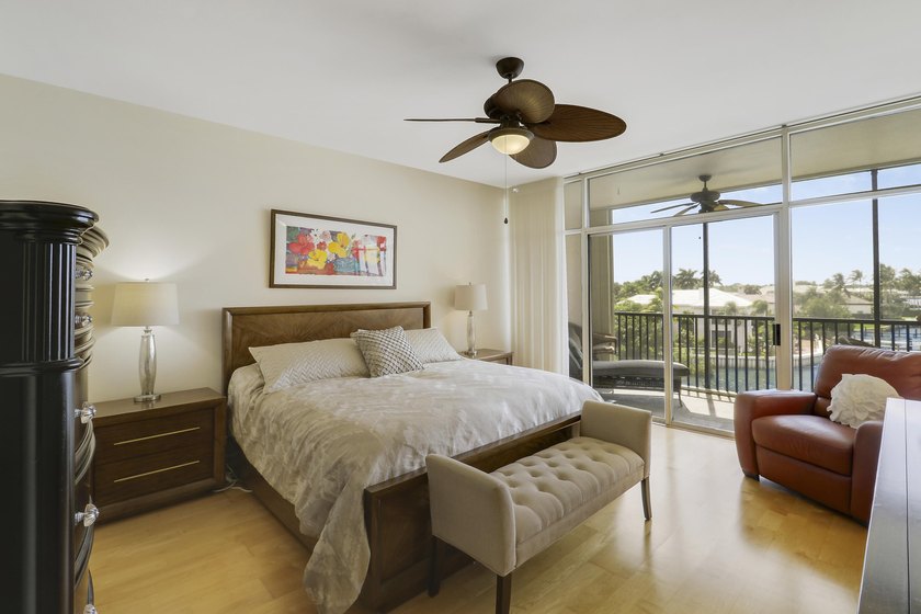 INTRACOASTAL DELIGHT! Outstanding waterfront views from this 4th - photo 29