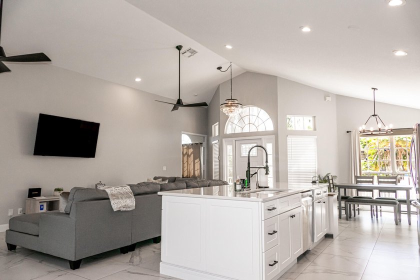 Discover this amazing home Pool home featuring 3 bedrooms, 2 - photo 35