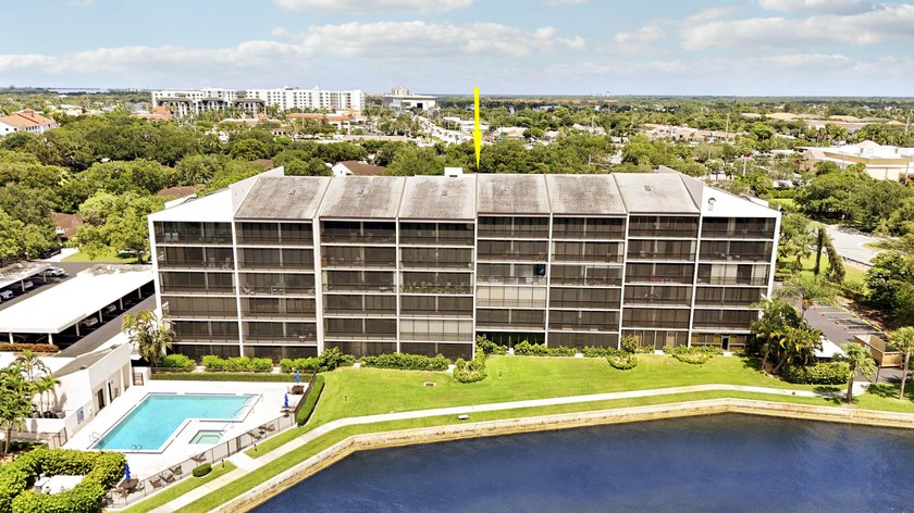 INTRACOASTAL DELIGHT! Outstanding waterfront views from this 4th - photo 38