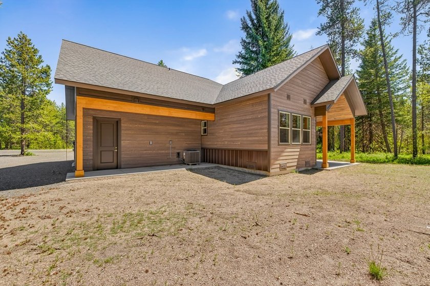 SUMMER IS COMING and this new home is MOVE-IN READY !! Deeded - photo 46
