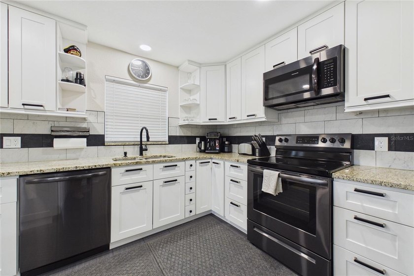 Beautifully Renovated Waterfront Home with Direct Canal Access - - photo 7
