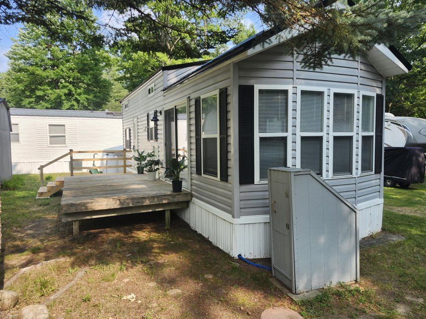 Looking for a peaceful place to call your own! Welcome to Sandy - photo 3