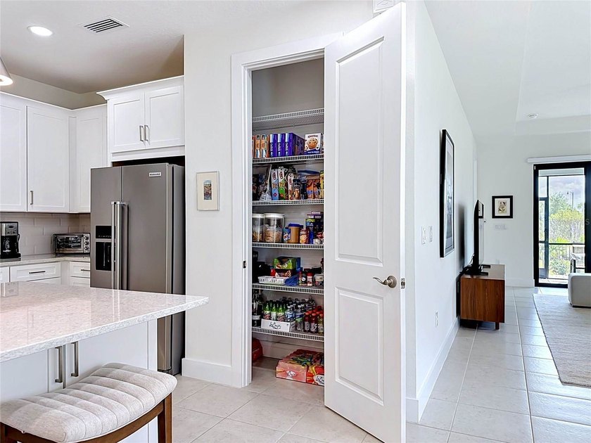 Luxury finishes, exceptional storm protection, outstanding - photo 17