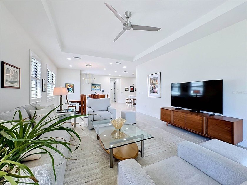 Luxury finishes, exceptional storm protection, outstanding - photo 18