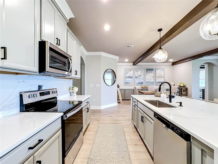 A masterclass in customization and impeccable design, this - photo 18